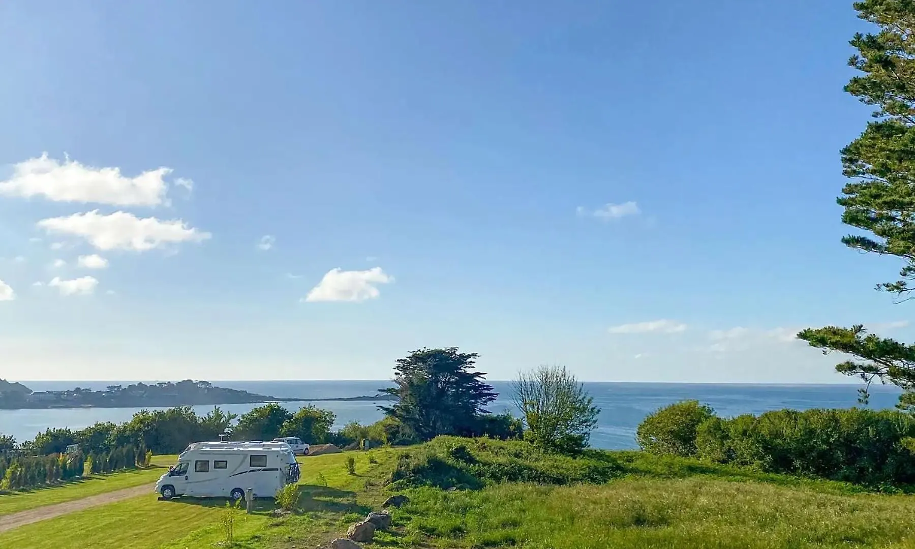Camping De La Corniche - Plestin-les-Grèves Campingplads