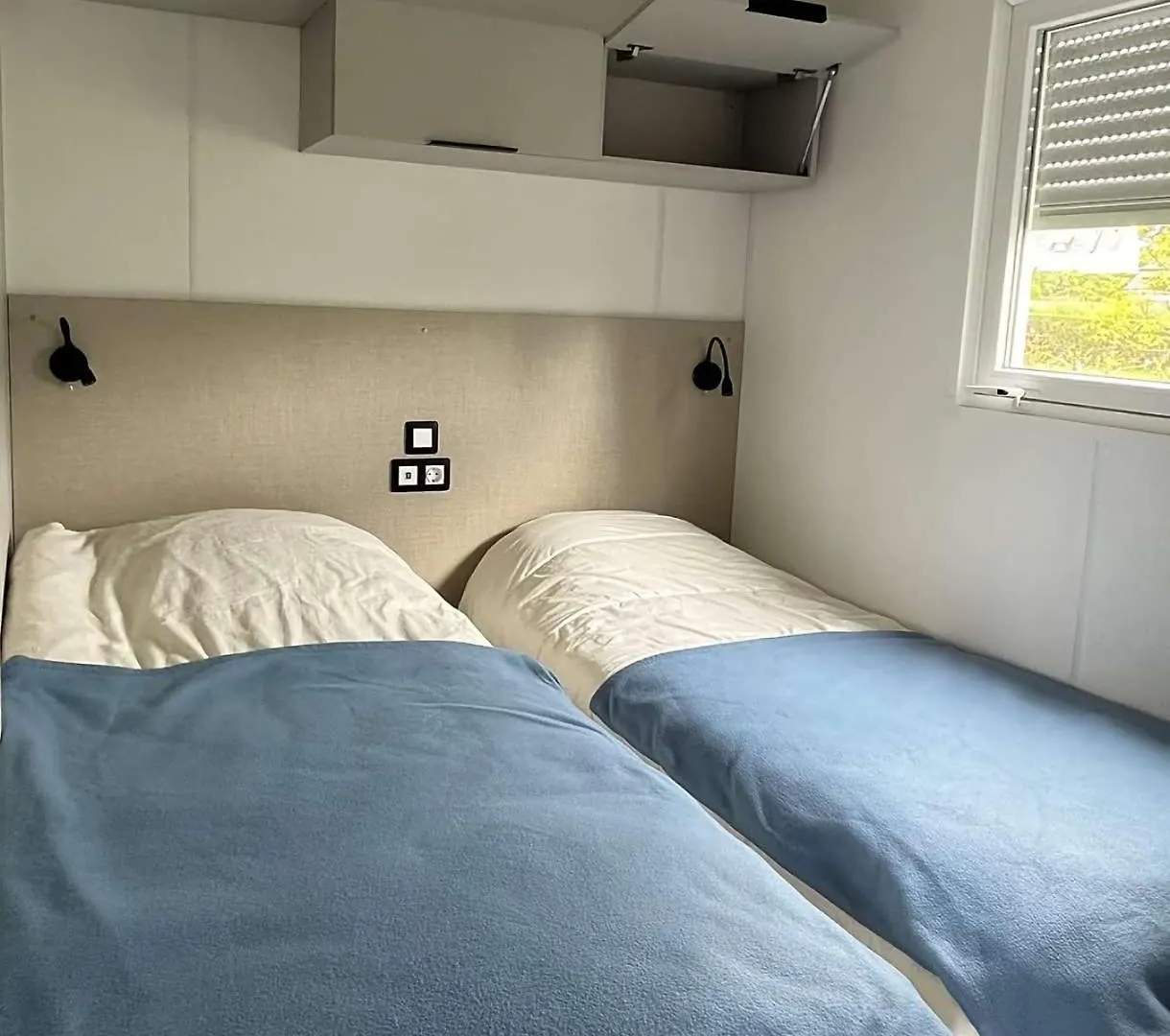 Campingplads Camping De La Corniche - Plestin-les-Grèves Frankrig